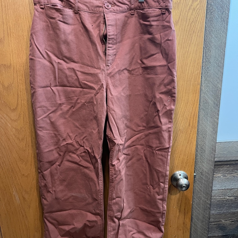 Old Navy Women's Chinos in Rust